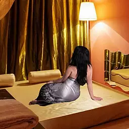 Laura Tantra Nuru Tao