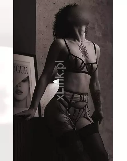 ZOYA 20 letnia Studentka Zaprasza Na Zmysłowy Masaż