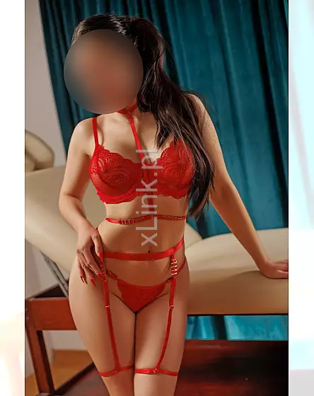 Seksowna Sara masaż