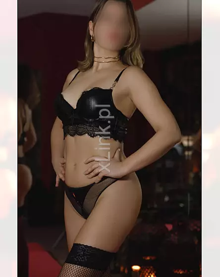 Monica -Blissful Massage