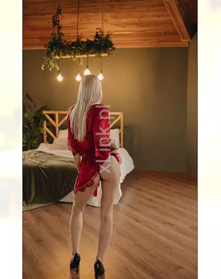 Piękna Kamelia- Studio massage VINNERI